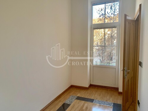 Thumbnail 6193207 - 6