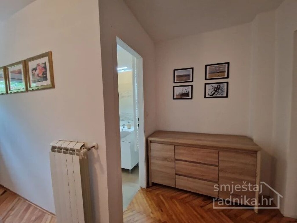 Image 6193238 - 9
