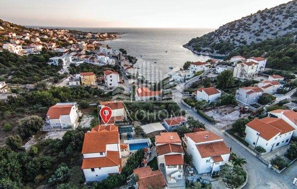 Image 6197349 - 3