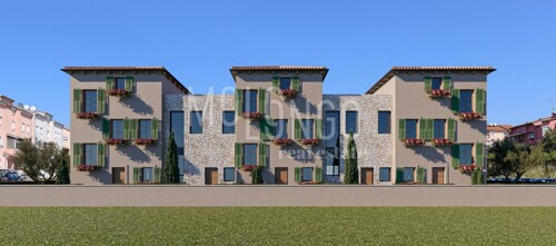 ISTRA, POREČ kuće u nizu 2km od mora
