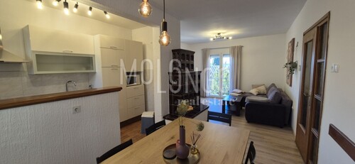 Thumbnail 6197464 - 9