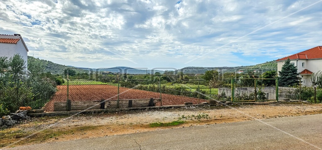 Image 6197468 - 9