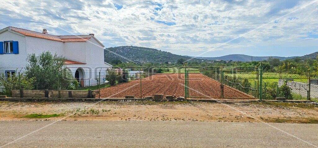 Image 6197468 - 3