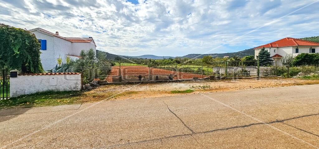 Image 6197468 - 7