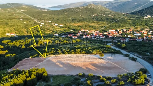 Jedinstvena prilika, poljoprivredno zemljište s pogledom na more, 12.938m2
