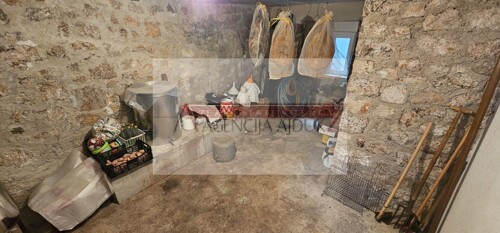Thumbnail 6197566 - 11