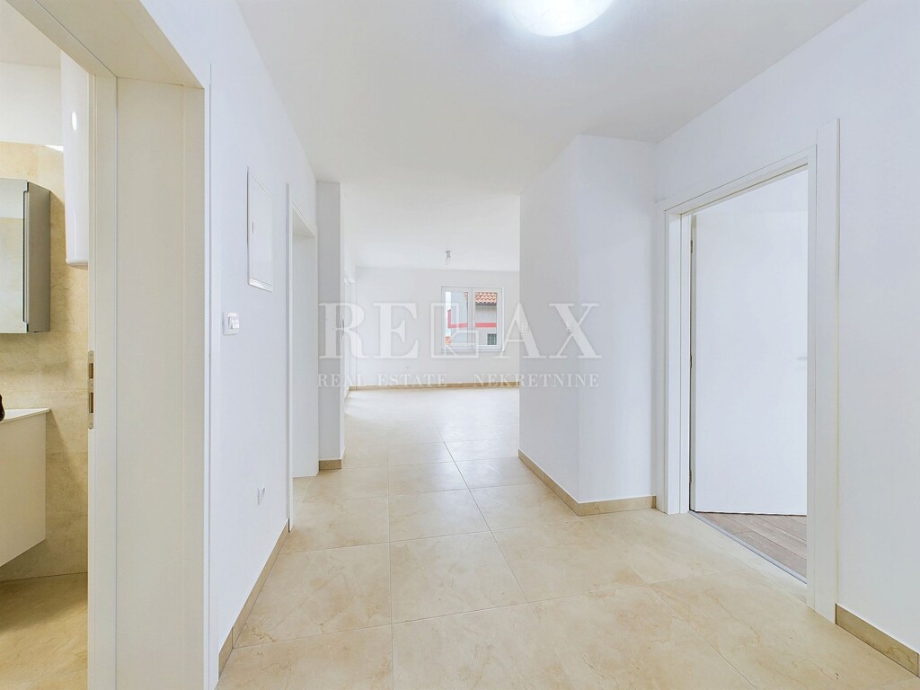 Image 6198359 - 2