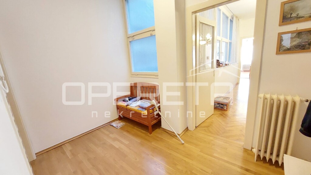 Image 6198364 - 7