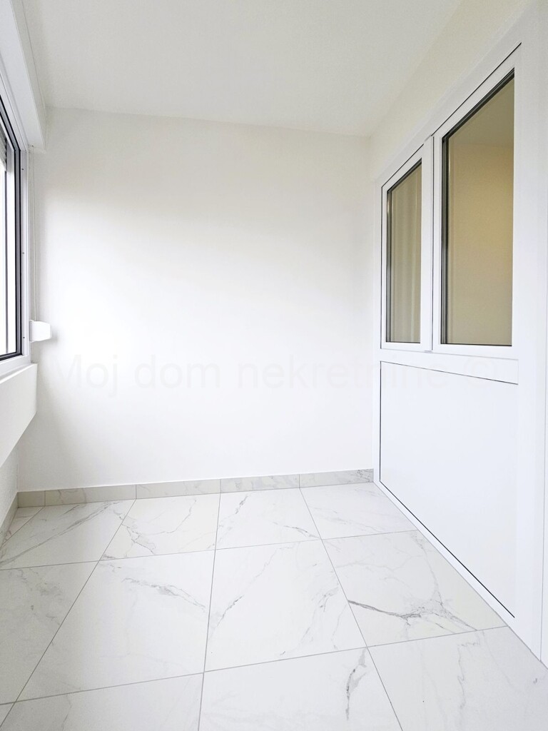 Image 6198394 - 7