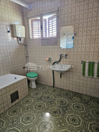 Thumbnail 6198428 - 9