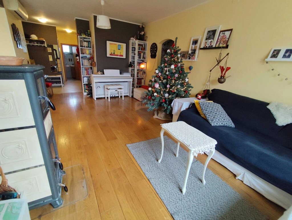 Image 6198450 - 4