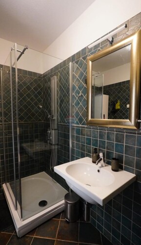 Thumbnail 6198460 - 8