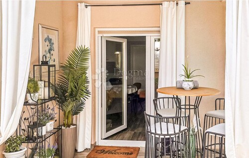 Thumbnail 6198783 - 4