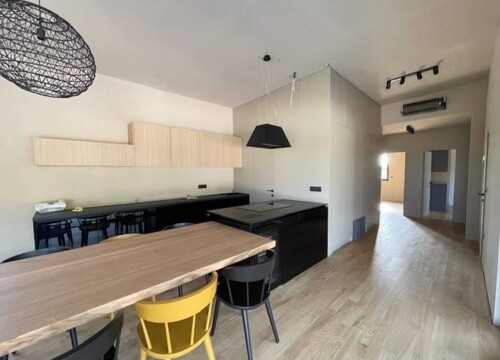 Thumbnail 6198998 - 5