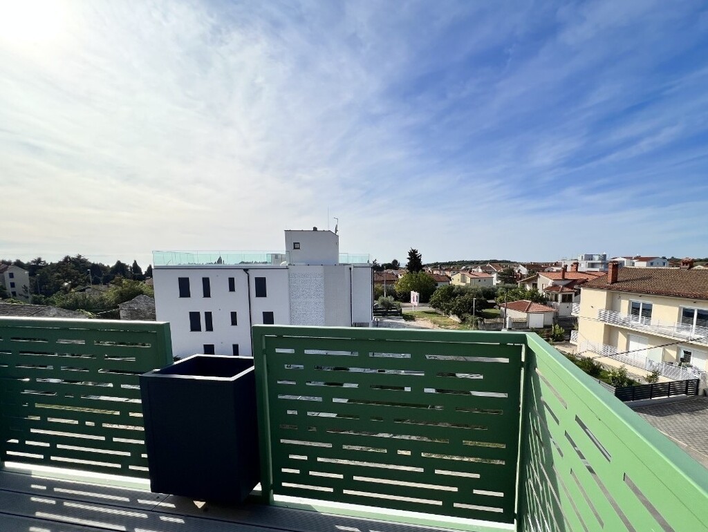 Image 6199000 - 3