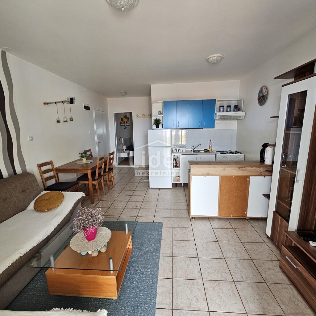 Image 6199291 - 9