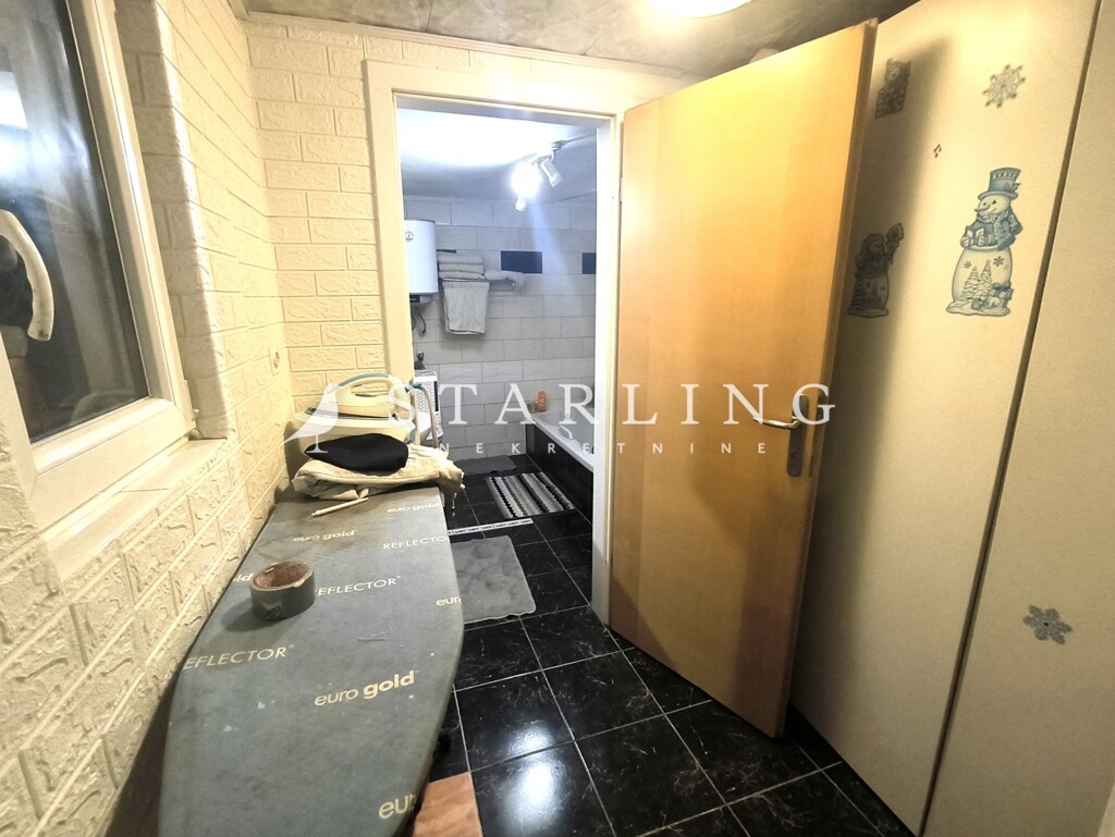 Image 6199305 - 12