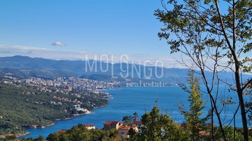 OPATIJA, zemljište s panoramskim pogledom u zaleđu Opatije