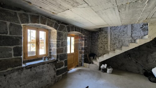 Istra, okolica Buzeta, kamena kuća