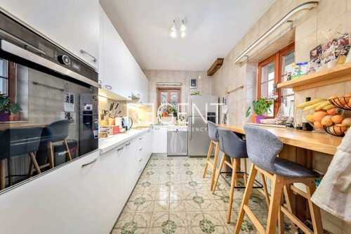 Thumbnail 6199506 - 4