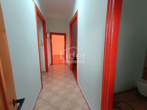 Thumbnail 6199792 - 1