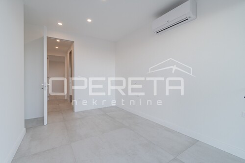 Apartman u novogradnji s otvorenim pogledom prema moru, 89,77 m2