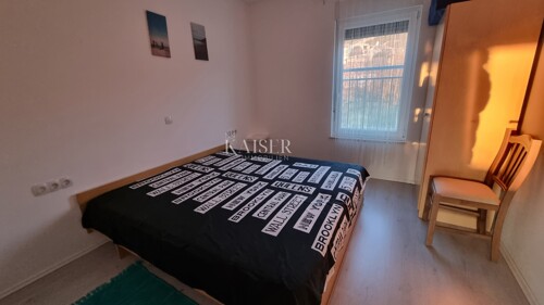 Thumbnail 6199947 - 6