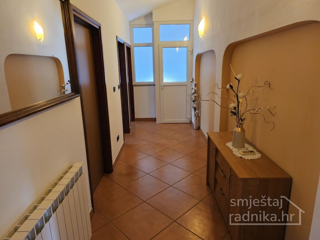 Image 6200004 - 2