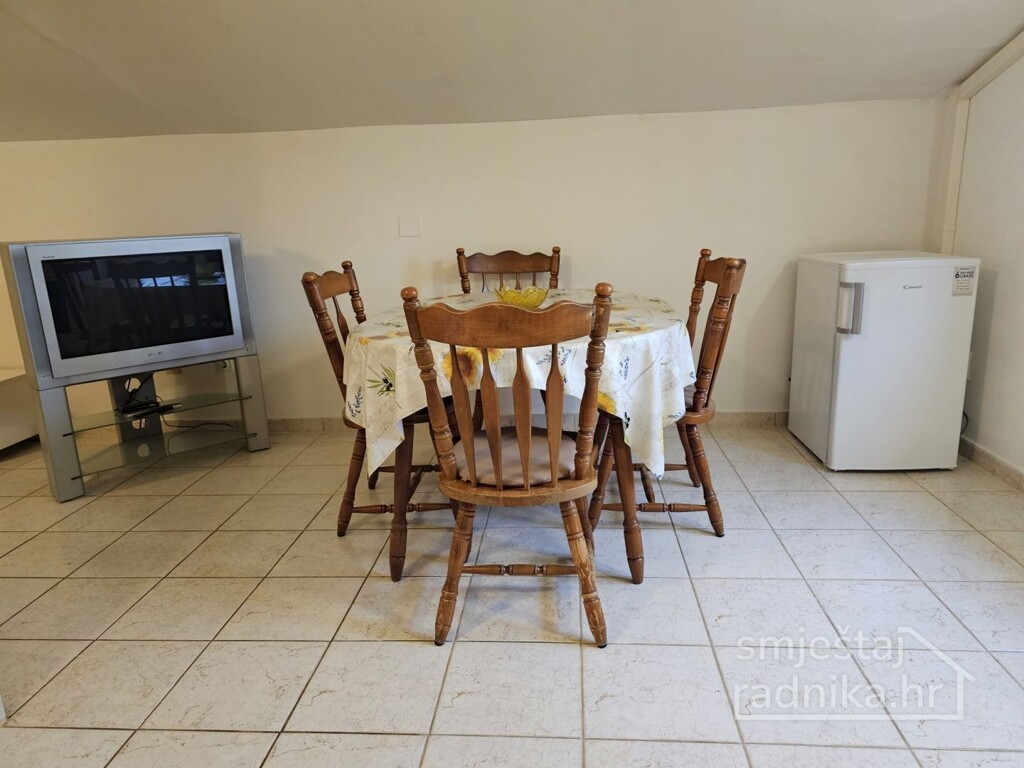 Image 6200006 - 4