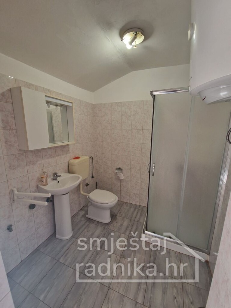 Image 6200007 - 4