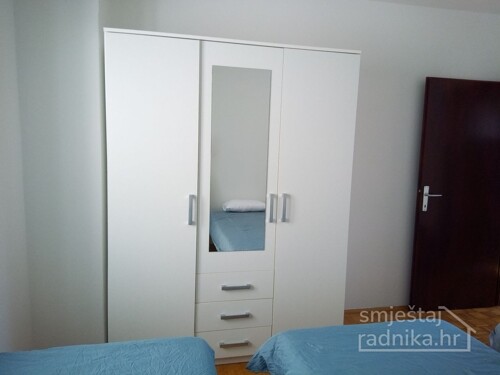 Thumbnail 6200008 - 7