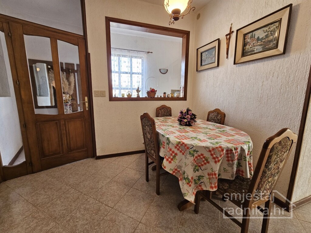 Image 6200009 - 4