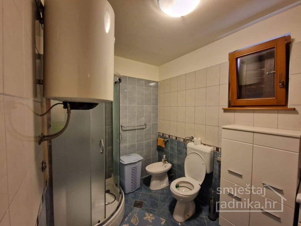 Image 6200011 - 9