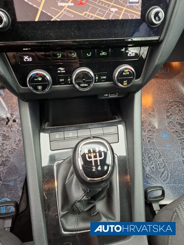 Thumbnail 6200227 - 13