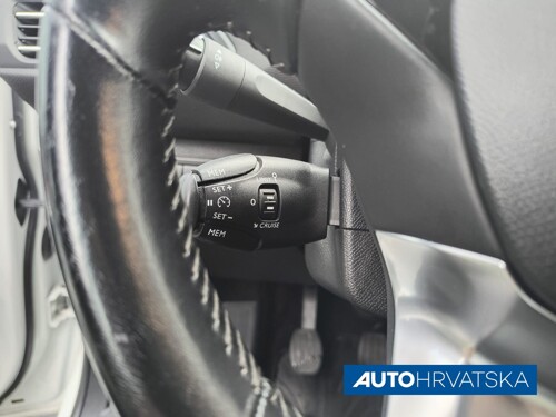 Thumbnail 6200253 - 11