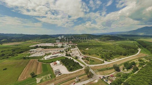 Građevinsko zemljište u centru Potpićna, Istra – 10.280 m²