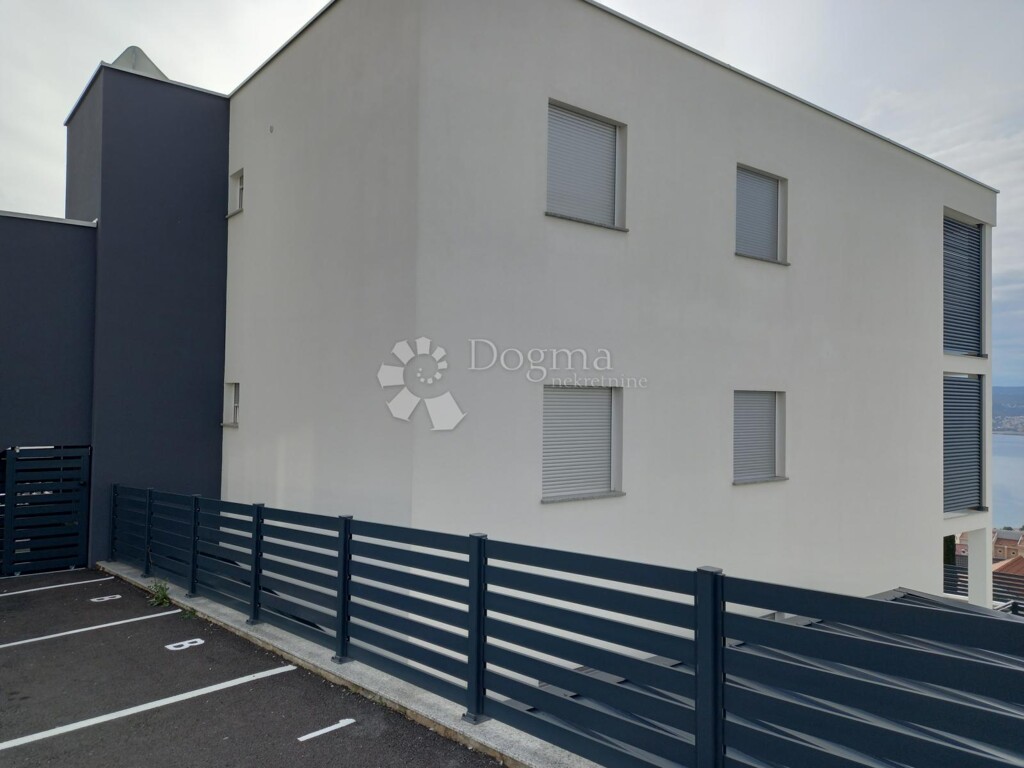 Image 6200444 - 19