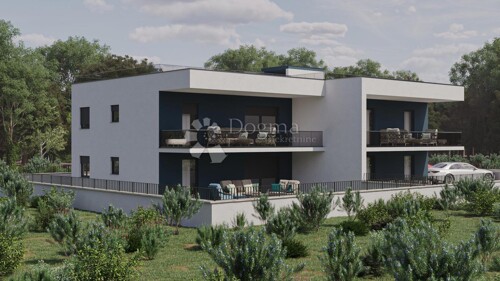 NOVIGRAD - Stan sa krovnom terasom i pogledom na more