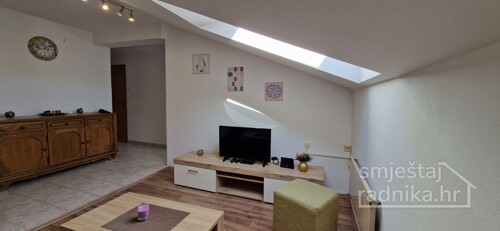 Thumbnail 6200649 - 6