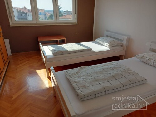 Thumbnail 6200650 - 5