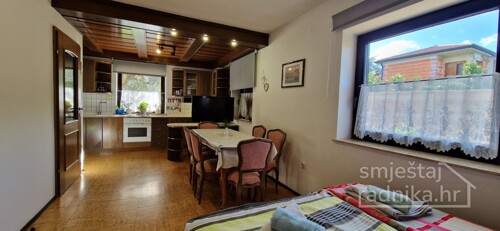 Thumbnail 6200655 - 6