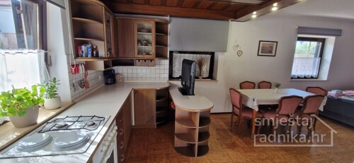 Thumbnail 6200655 - 4
