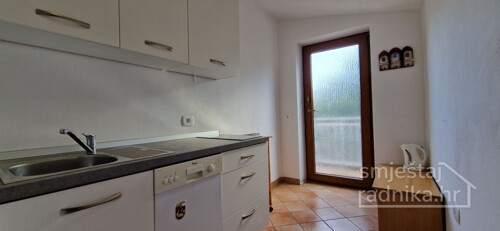 Thumbnail 6200656 - 5