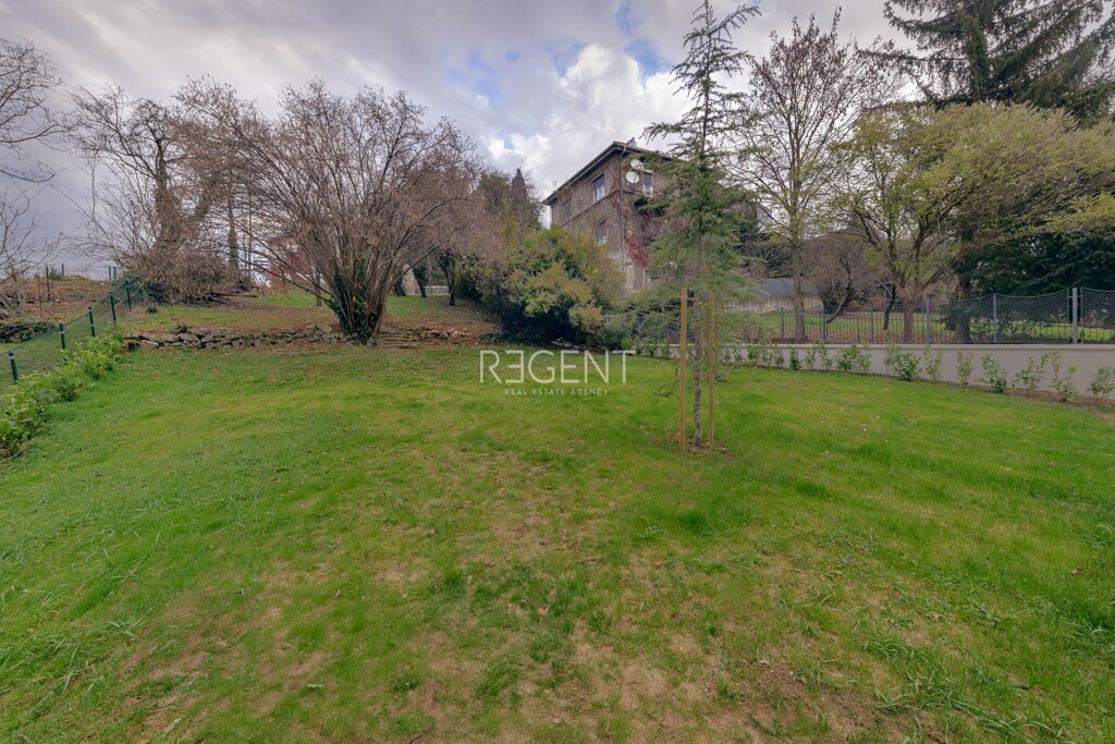 Image 6200665 - 8