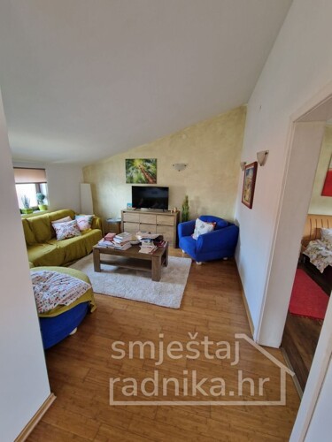 Thumbnail 6200816 - 5