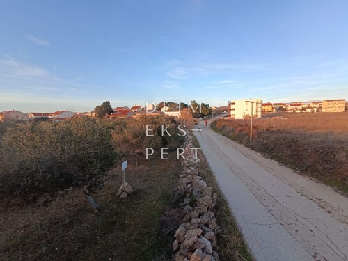 Thumbnail 6201322 - 3