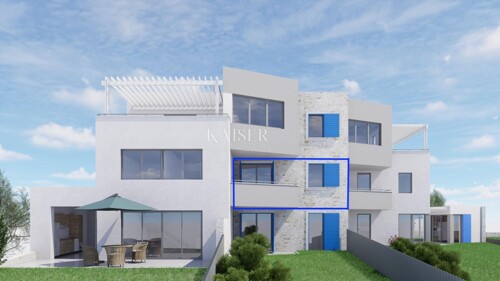 Novi Vinodolski – Dvoetažni stan u novogradnji 250 m od plaž
