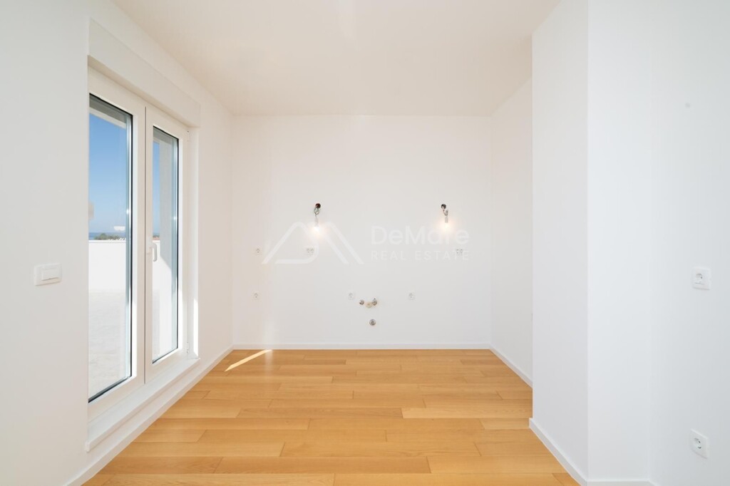 Image 6201917 - 30