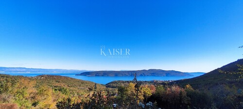 Brseč - kuća za renovaciju, 180 m2