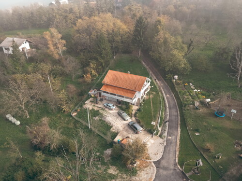 Samostojeća kuća Zaprešić, 300 m2, 673 m2 parcela, PRILIKA